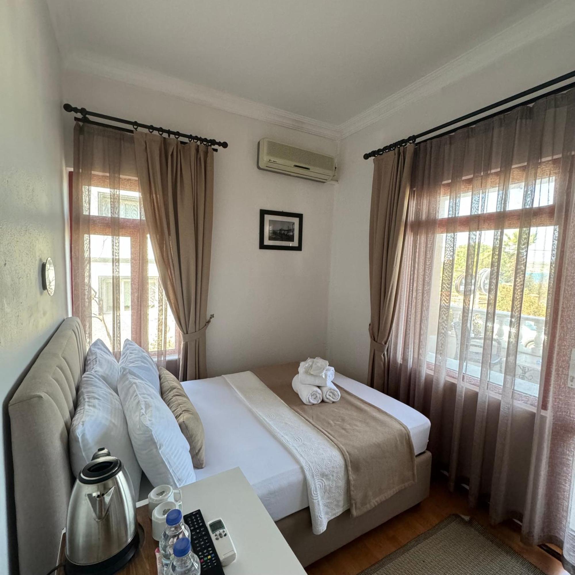Soezer Otel Ayvalı Eksteriør bilde